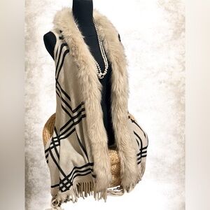 ✨ Beige Plaid Faux Fur Trim Poncho Vest | Luxe Winter Wrap